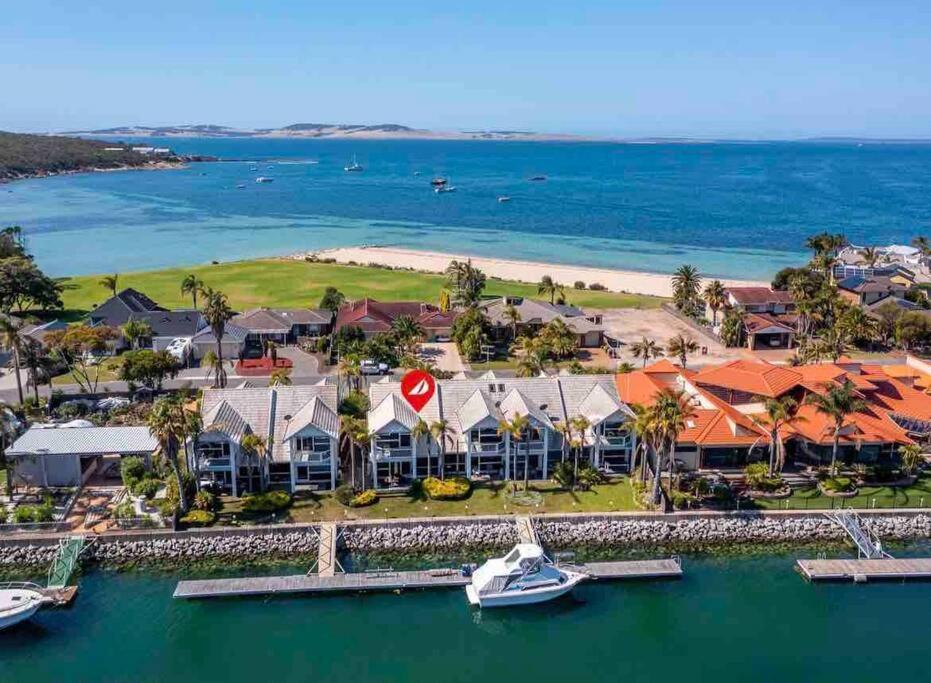 The Blacklighters-Waterfront Retreat Port Lincoln Kültér fotó